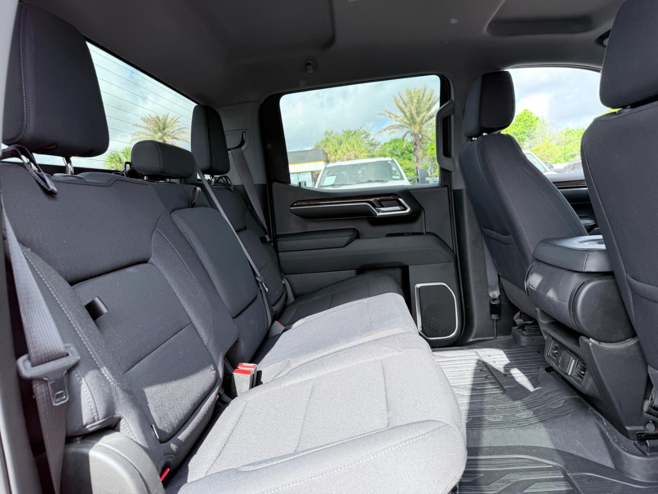 GMC Sierra 1500 2WD Crew Cab 147" Elevation 2024