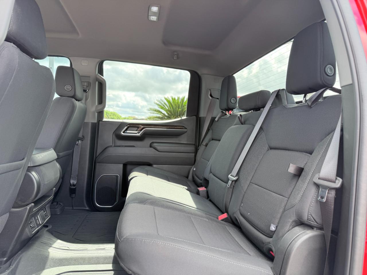 GMC Sierra 1500 2WD Crew Cab 147" Elevation 2024