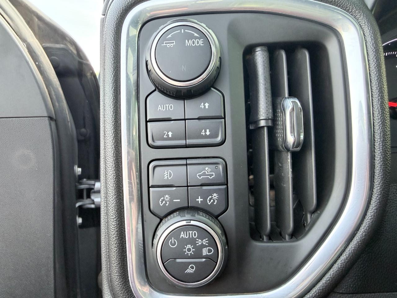 Chevrolet Silverado 1500 4WD Crew Cab 147" LTZ 2020