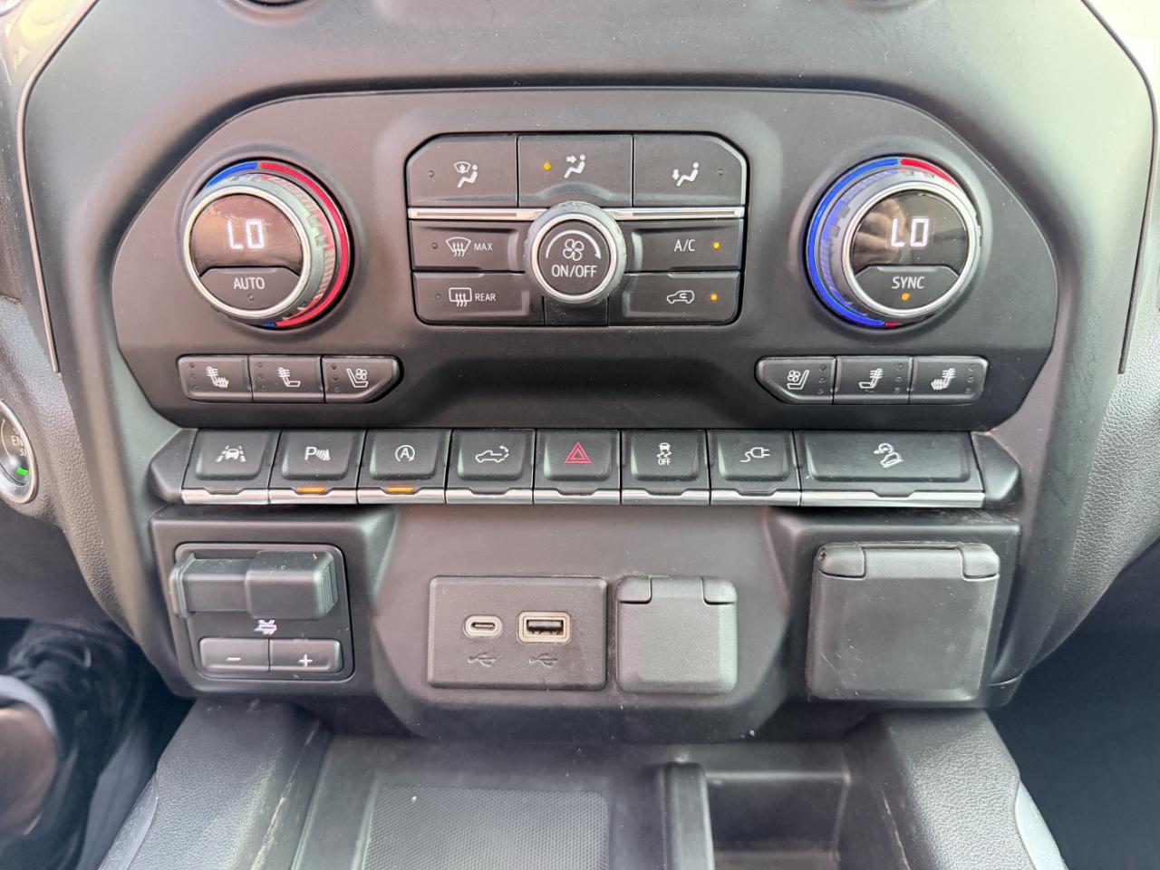 Chevrolet Silverado 1500 4WD Crew Cab 147" LTZ 2020