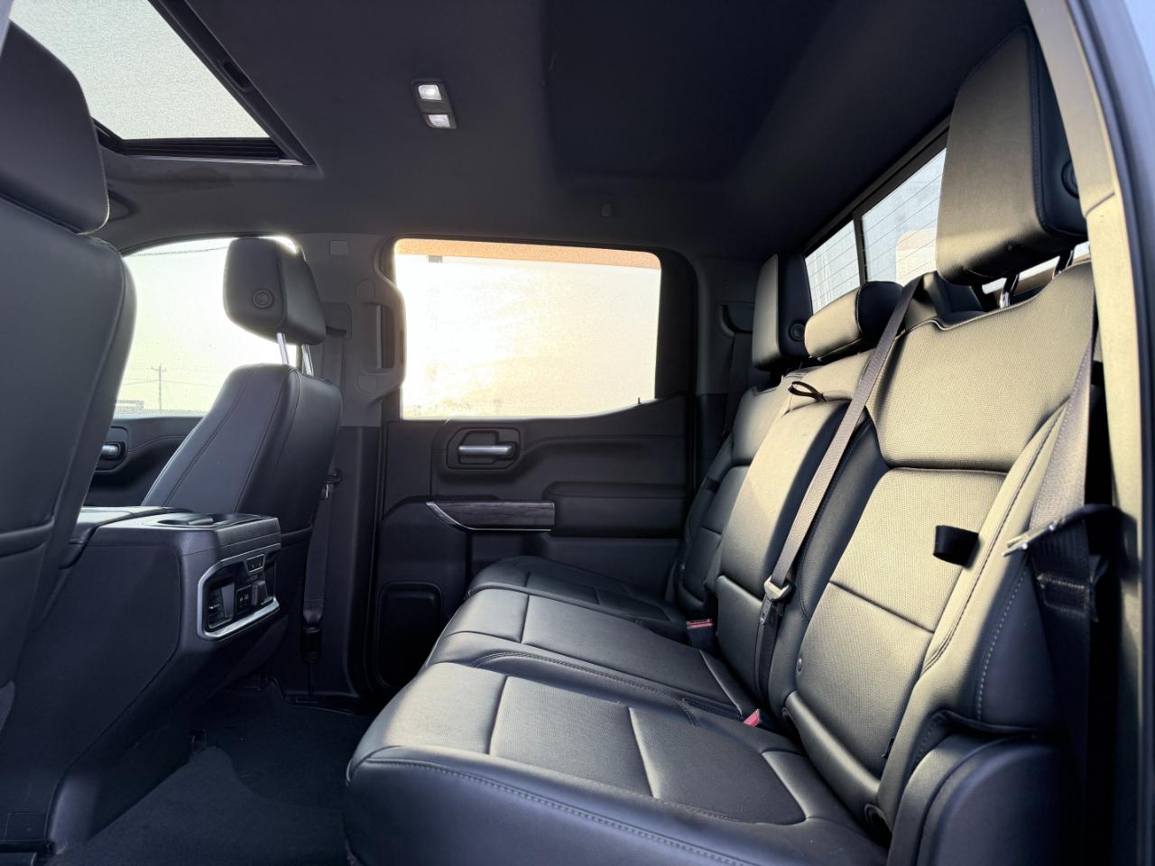 Chevrolet Silverado 1500 4WD Crew Cab 147" LTZ 2020