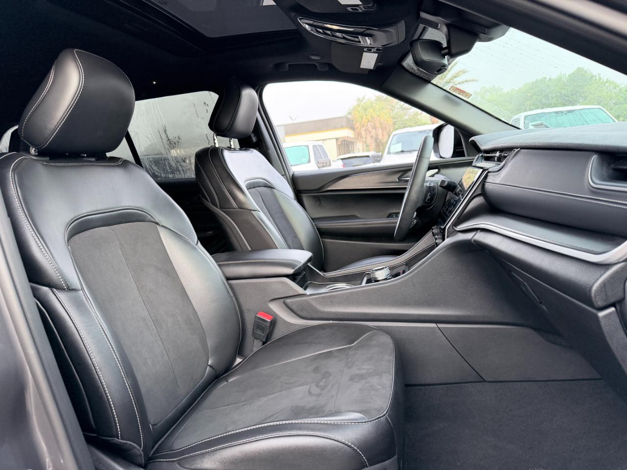 Jeep Grand Cherokee Altitude X 4x4 2024