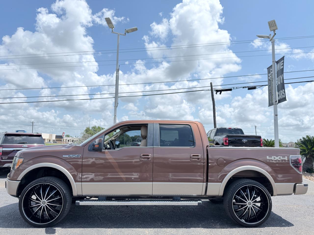 Ford F-150 4WD SuperCrew 145" Lariat 2012