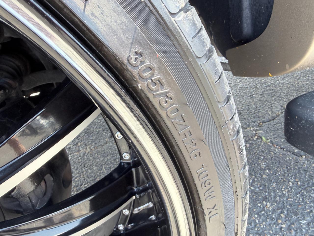 Ford F-150 4WD SuperCrew 145" Lariat 2012