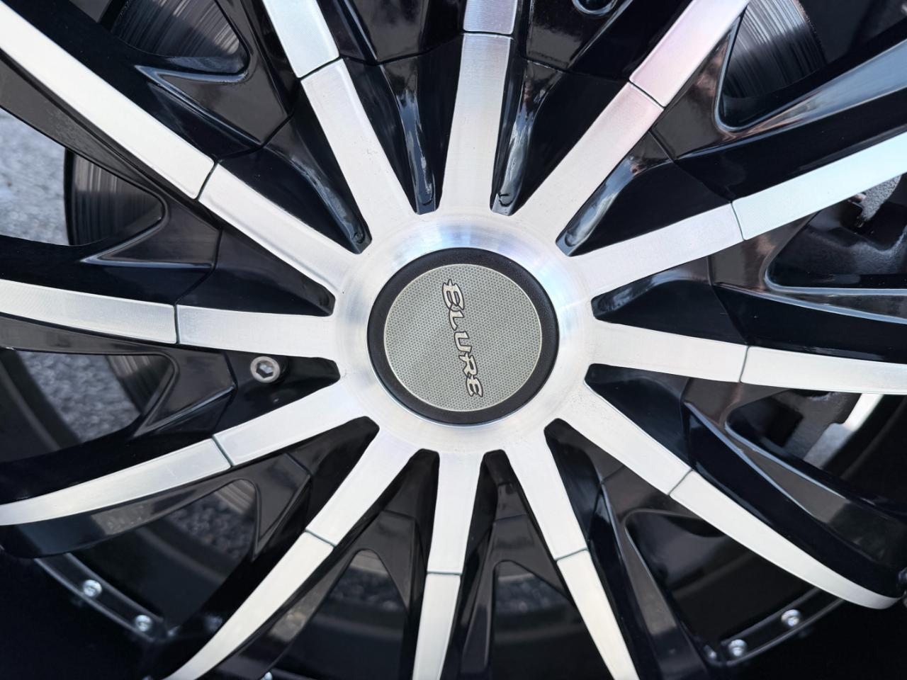 Ford F-150 4WD SuperCrew 145" Lariat 2012