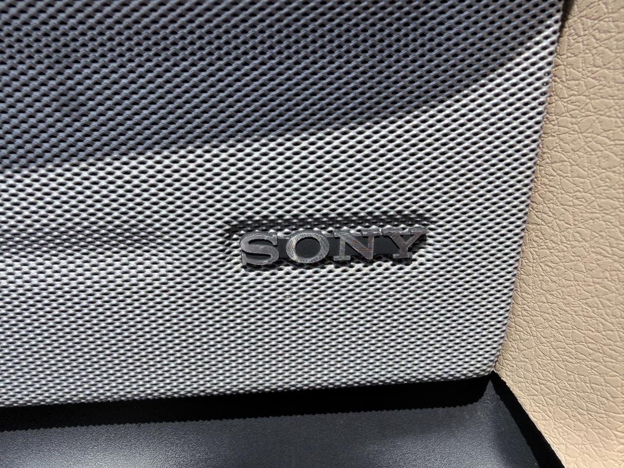 Ford F-150 4WD SuperCrew 145" Lariat 2012