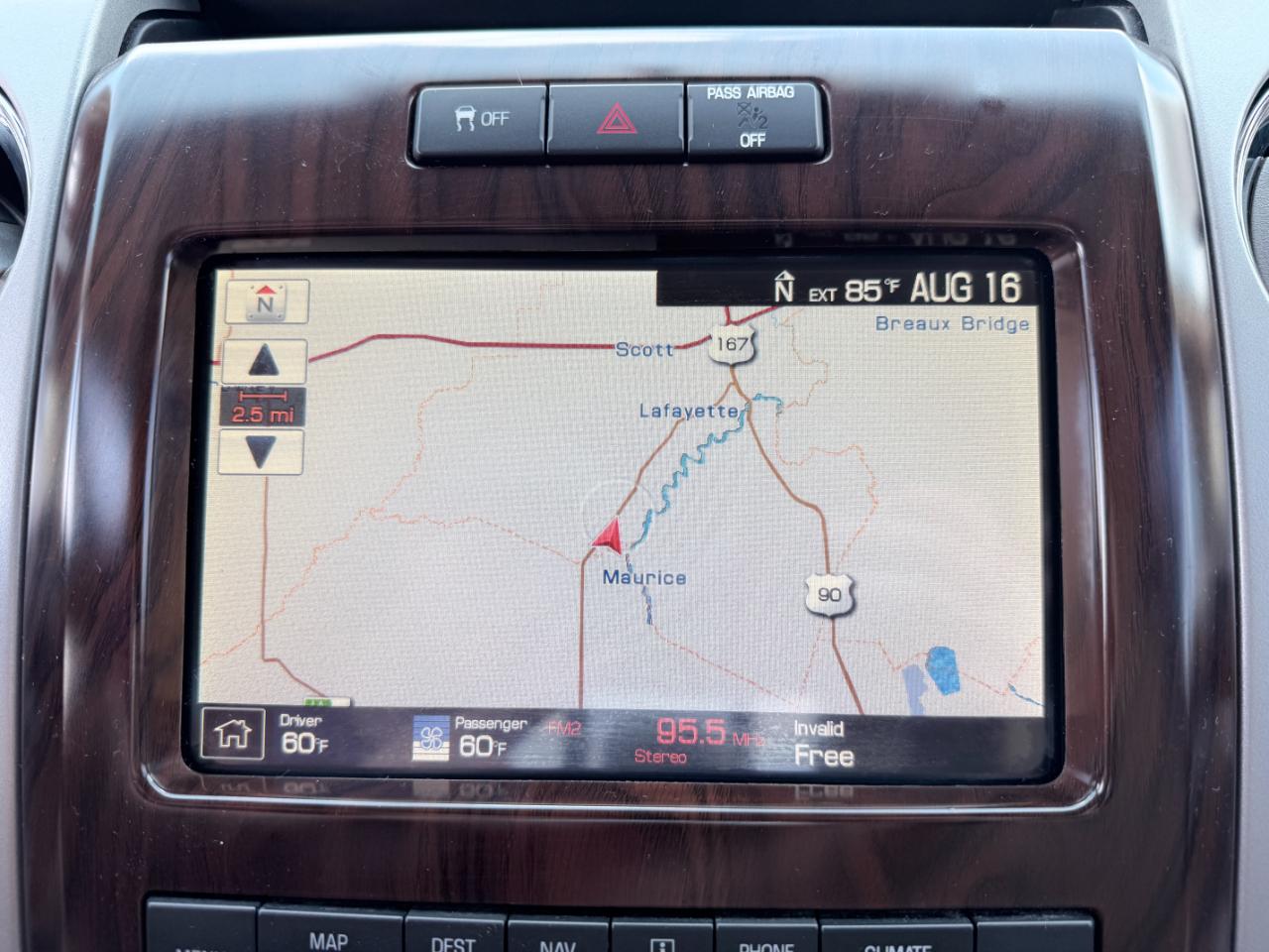 Ford F-150 4WD SuperCrew 145" Lariat 2012