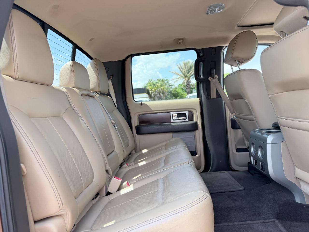 Ford F-150 4WD SuperCrew 145" Lariat 2012