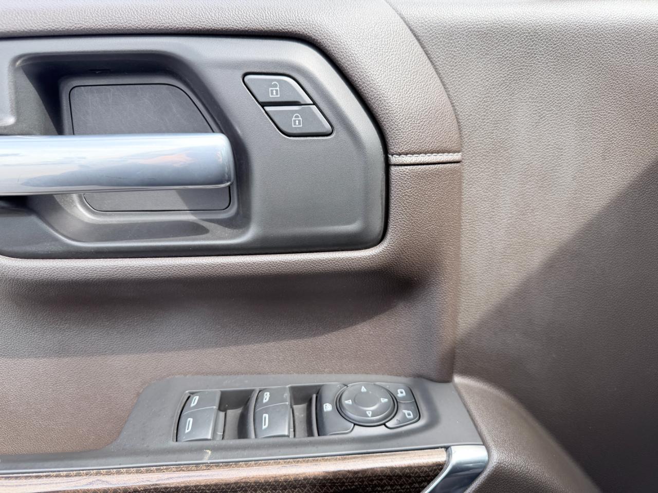 Chevrolet Silverado 1500 4WD Crew Cab 147" LT w/1LT 2021