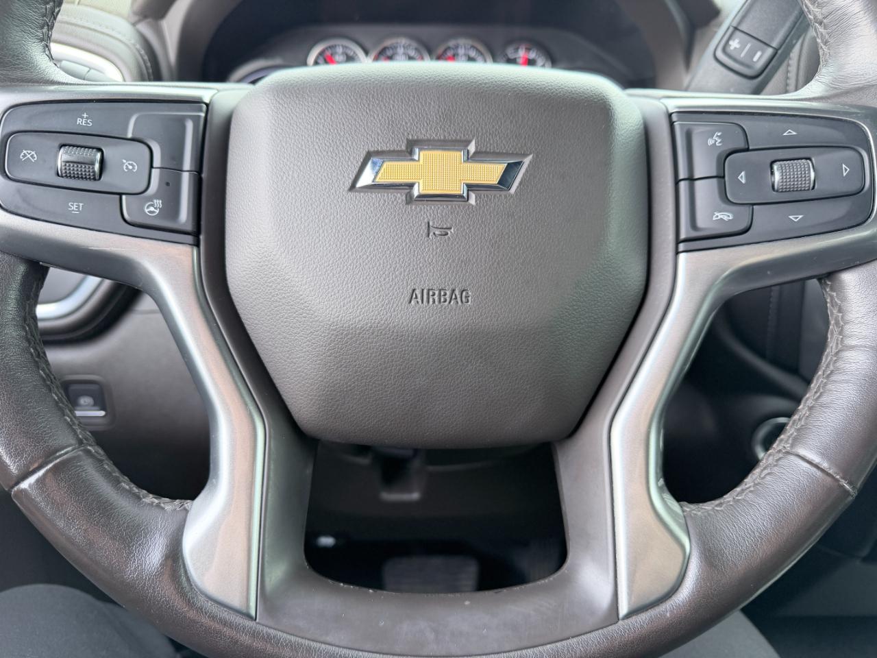 Chevrolet Silverado 1500 4WD Crew Cab 147" LT w/1LT 2021