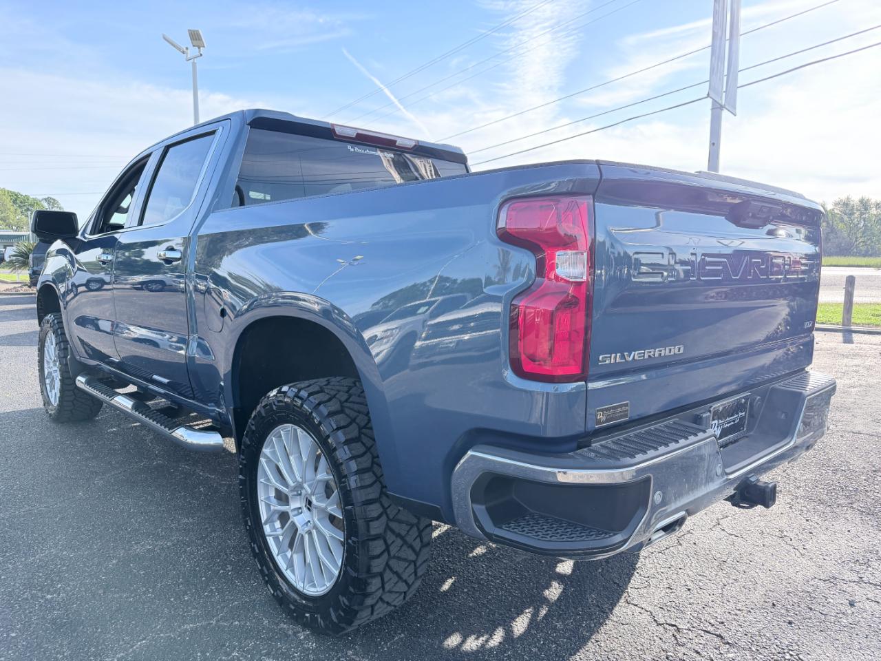 Chevrolet Silverado 1500 4WD Crew Cab 147" LTZ 2024