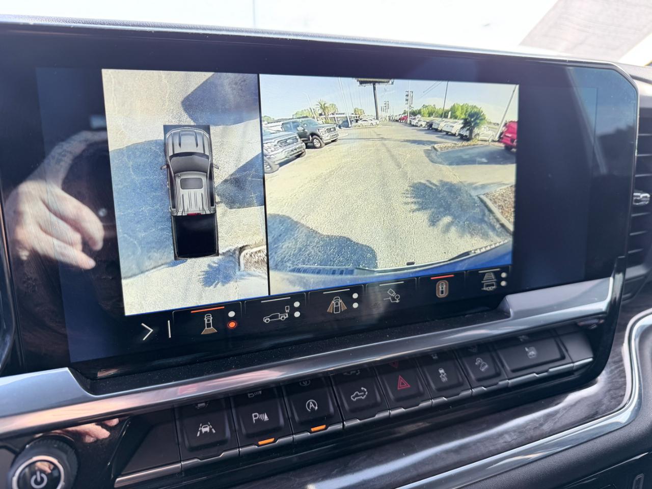 Chevrolet Silverado 1500 4WD Crew Cab 147" LTZ 2024