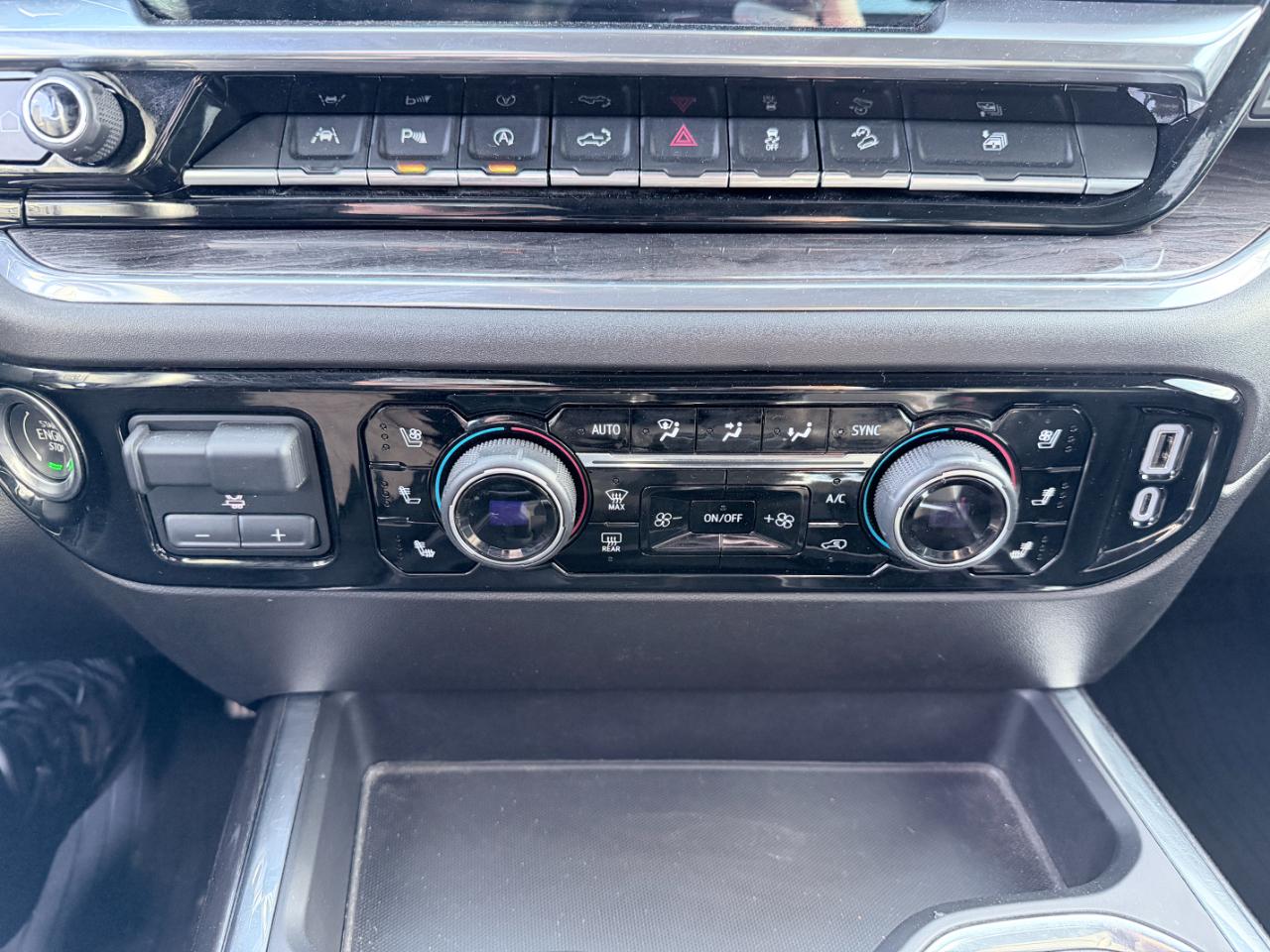 Chevrolet Silverado 1500 4WD Crew Cab 147" LTZ 2024