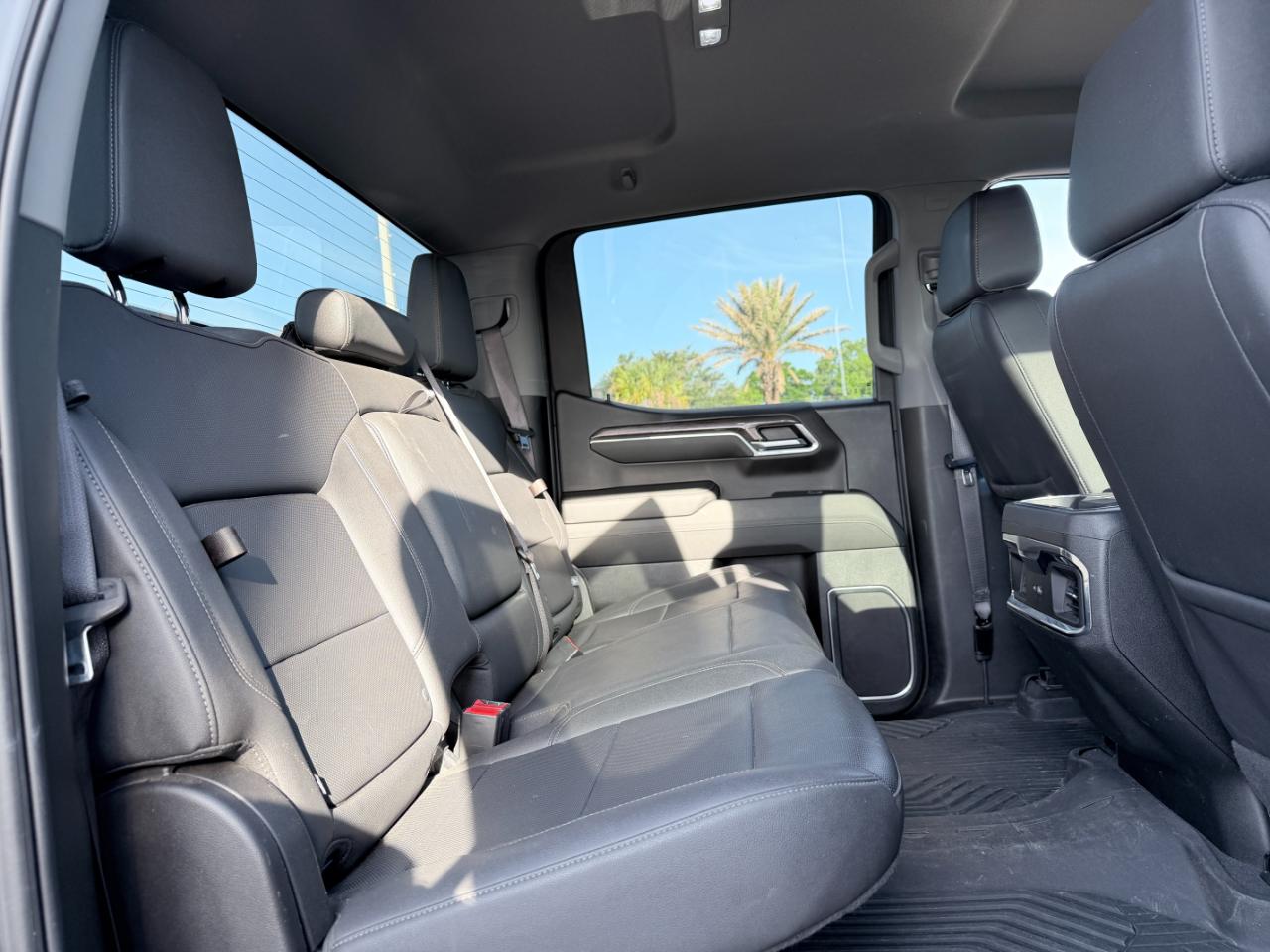 Chevrolet Silverado 1500 4WD Crew Cab 147" LTZ 2024