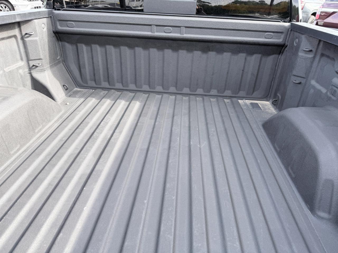 GMC Sierra 1500 2WD Crew Cab 147" SLT 2022