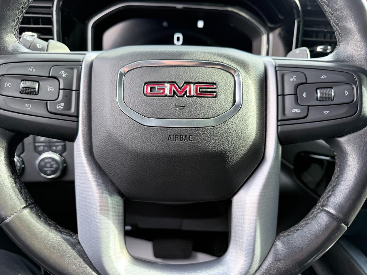 GMC Sierra 1500 2WD Crew Cab 147" SLT 2022