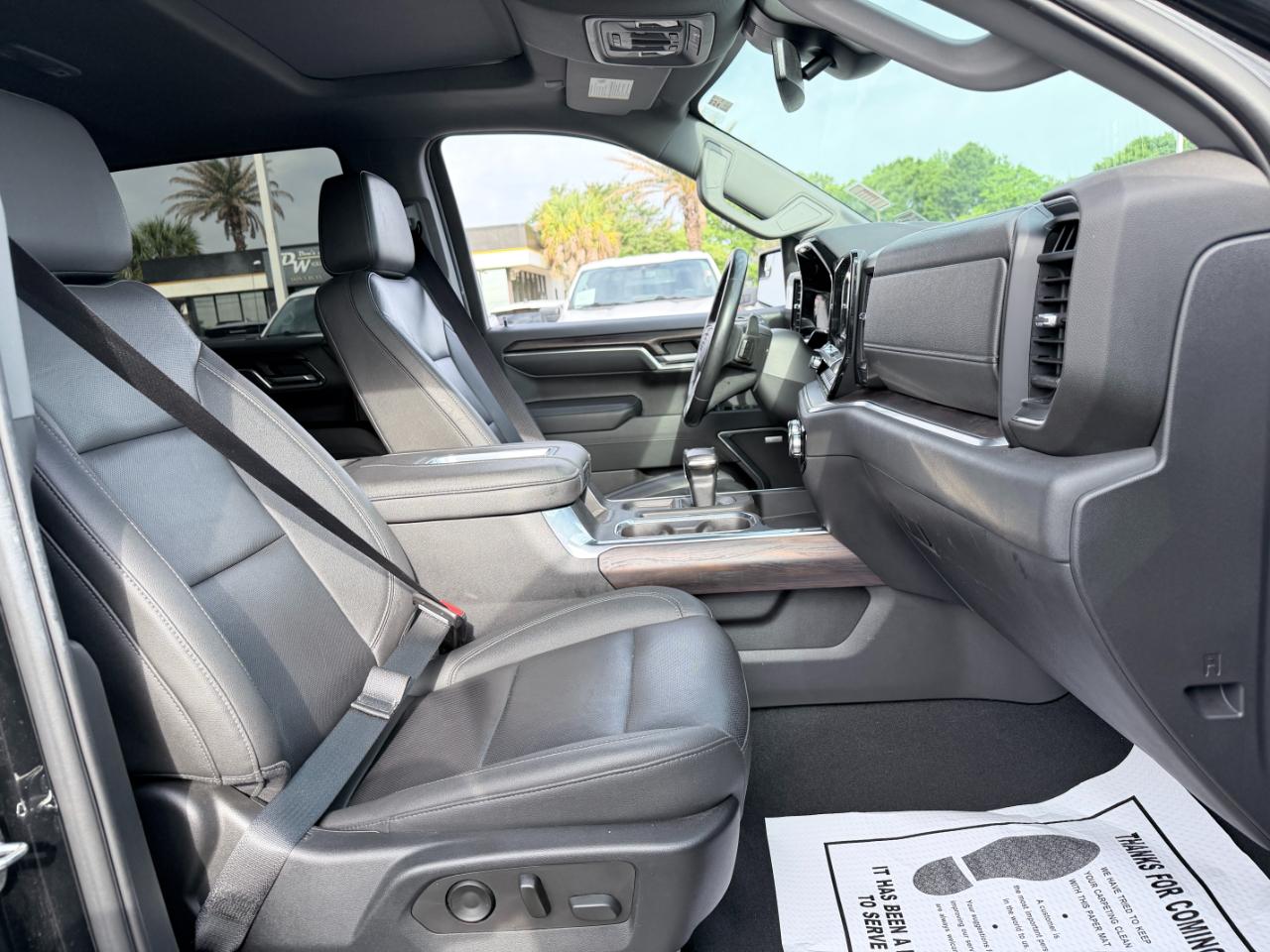 GMC Sierra 1500 2WD Crew Cab 147" SLT 2022