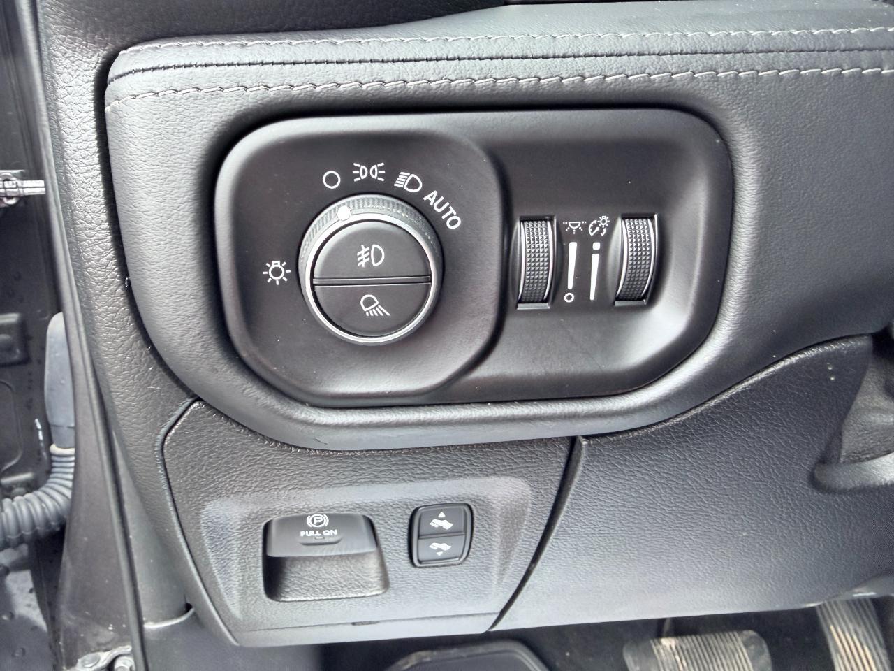 RAM 1500 Limited 4x4 Crew Cab 5'7" Box 2020
