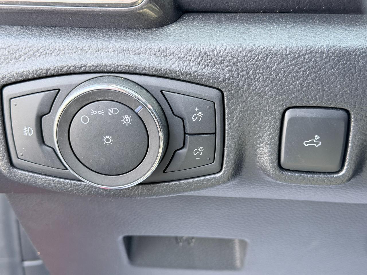 Ford Ranger LARIAT 4WD SuperCrew 5' Box 2022