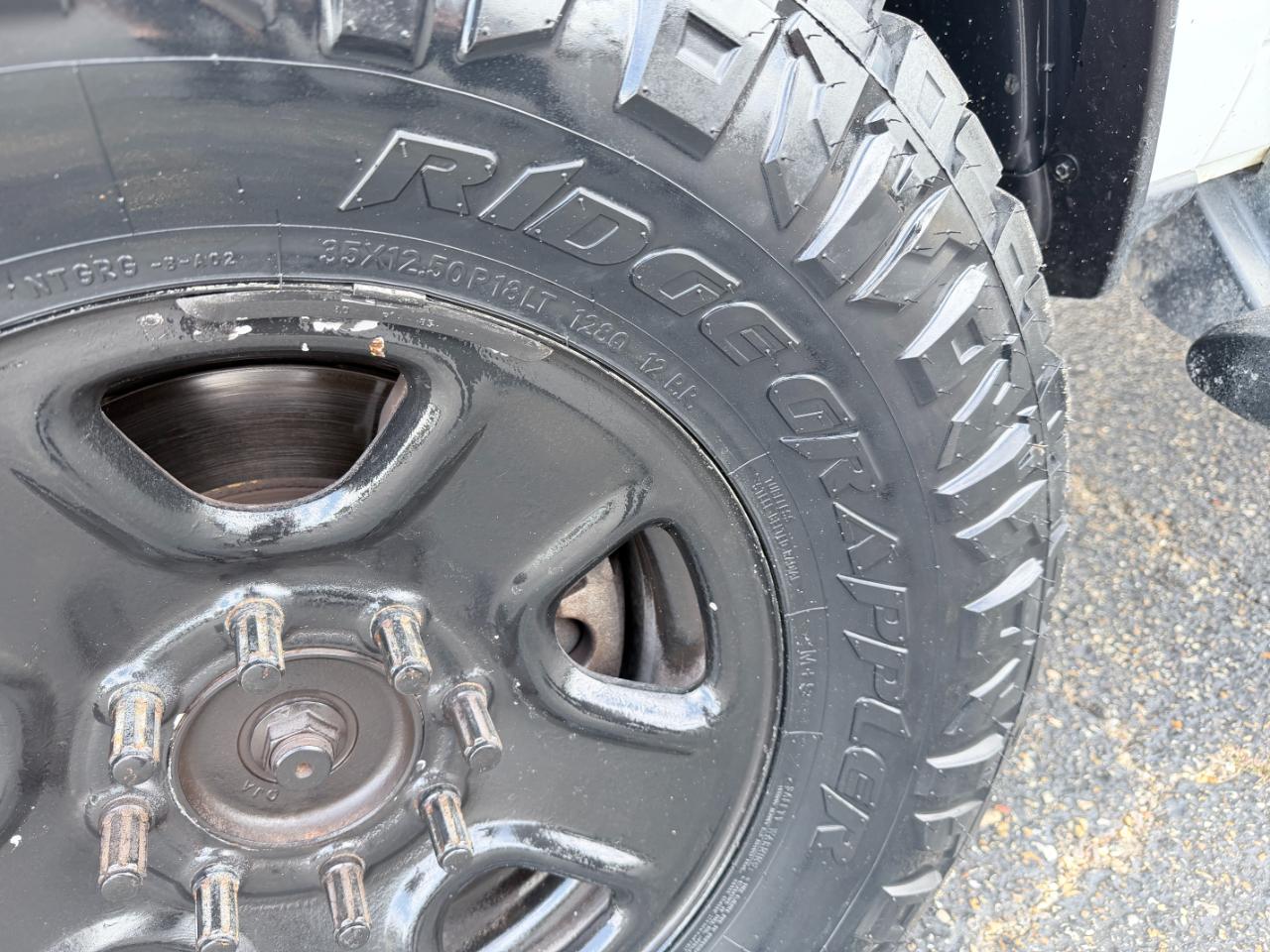 RAM 2500 Tradesman 4x4 Crew Cab 6'4" Box 2024