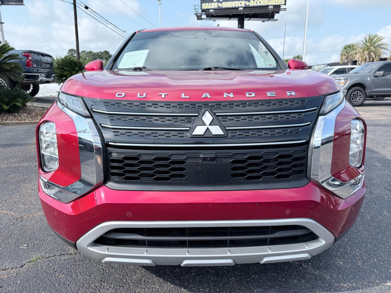 Mitsubishi Outlander SE FWD 2023