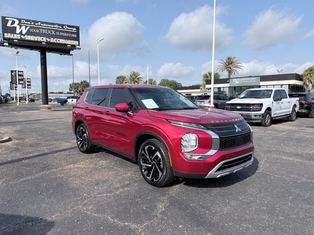 Mitsubishi Outlander SE FWD 2023