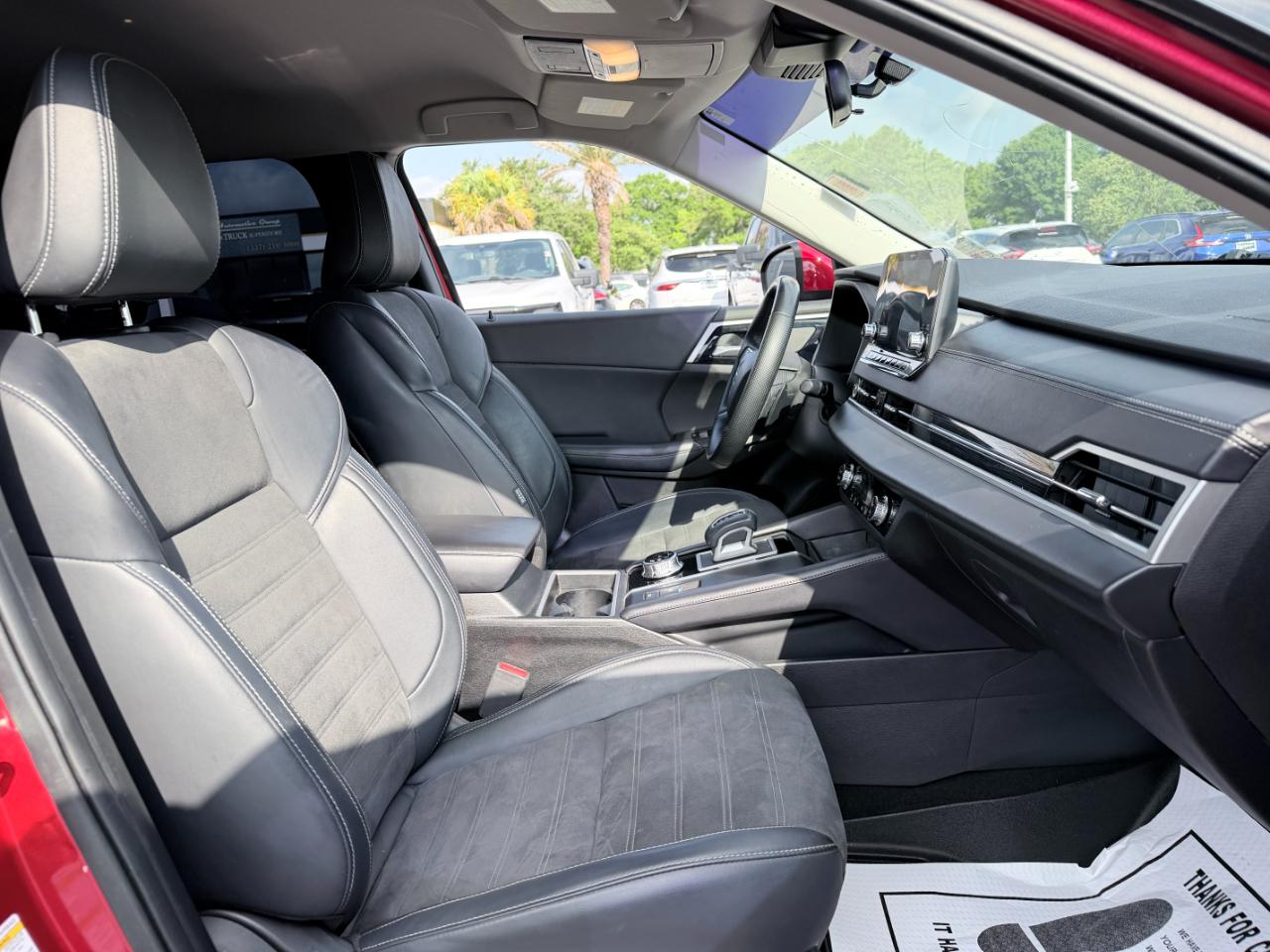 Mitsubishi Outlander SE FWD 2023