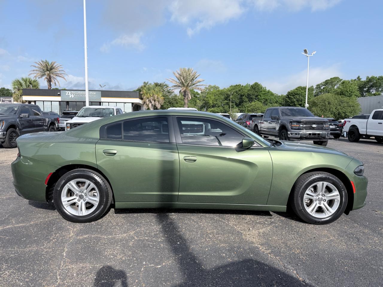 Dodge Charger SXT RWD 2022