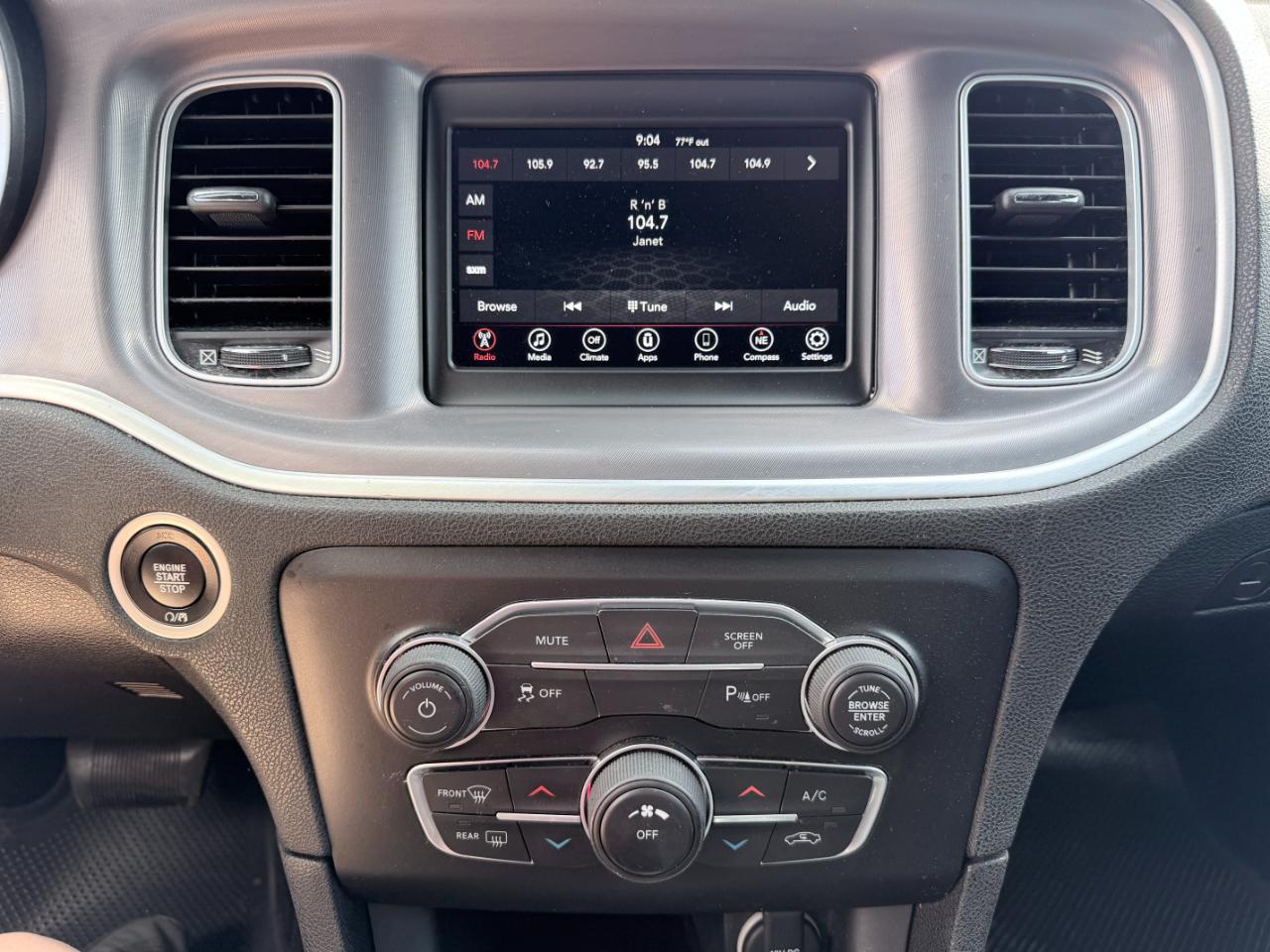 Dodge Charger SXT RWD 2022