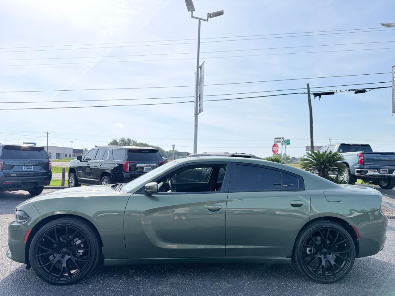 Dodge Charger SXT RWD 2022