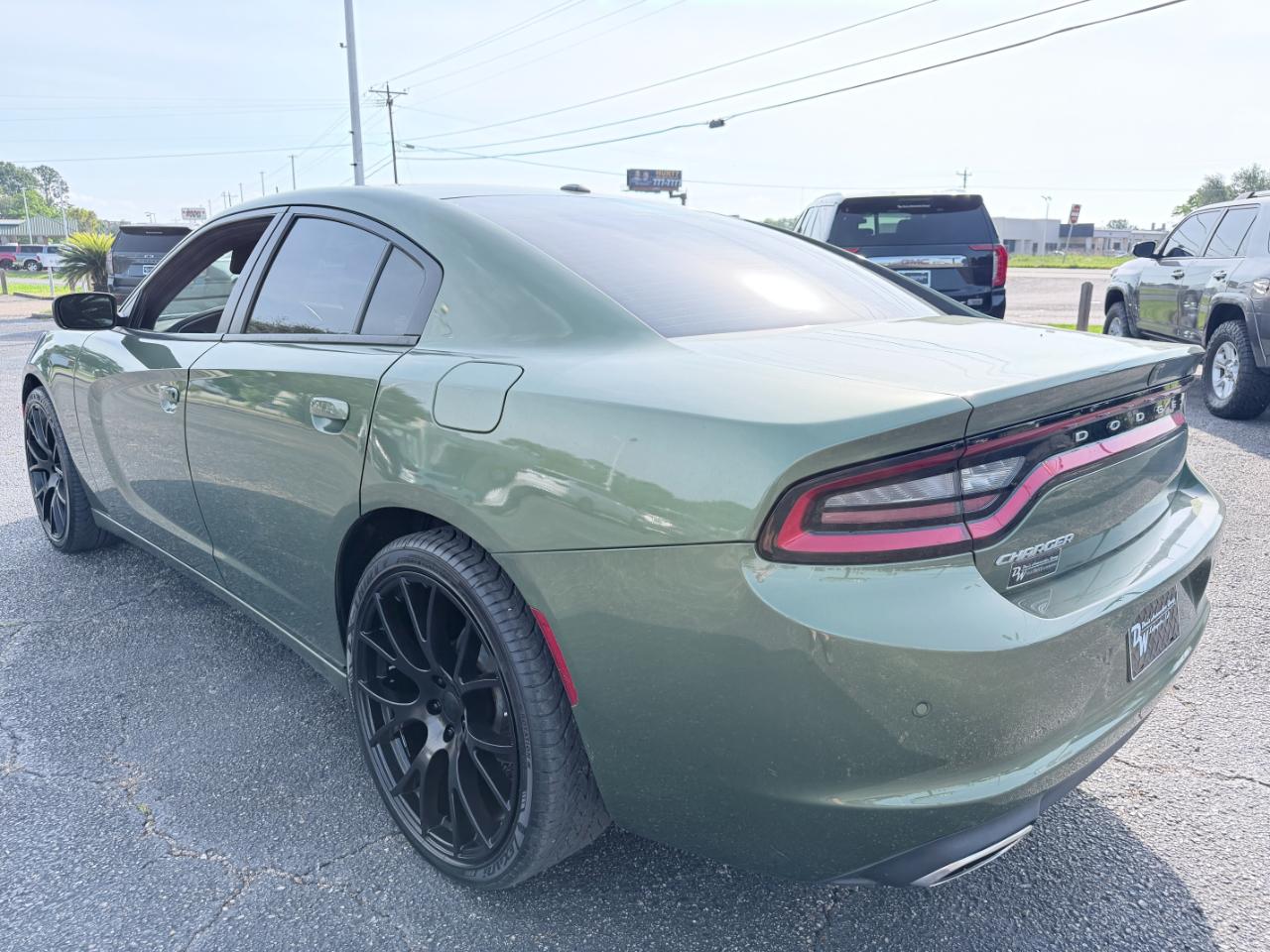 Dodge Charger SXT RWD 2022