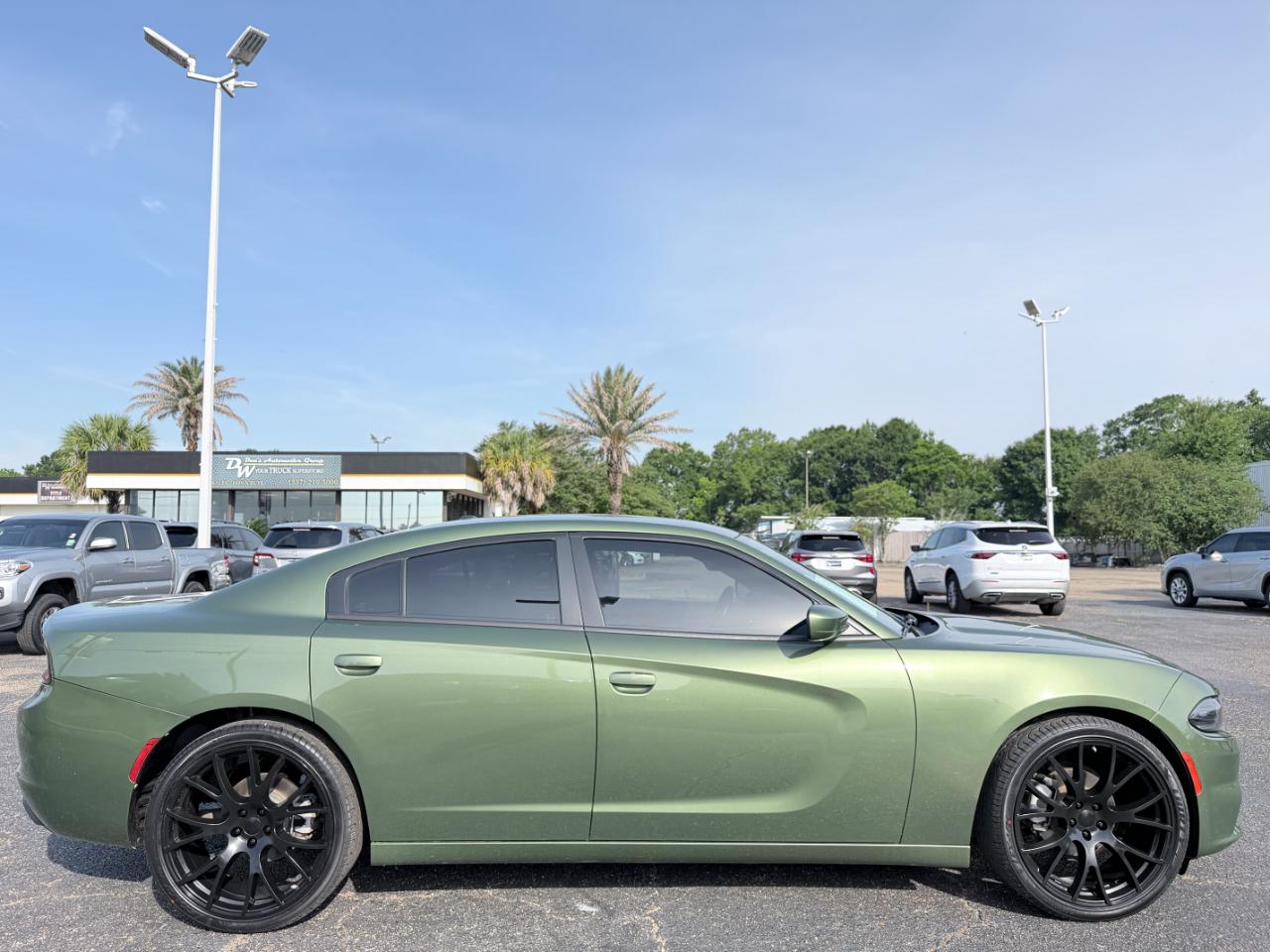 Dodge Charger SXT RWD 2022