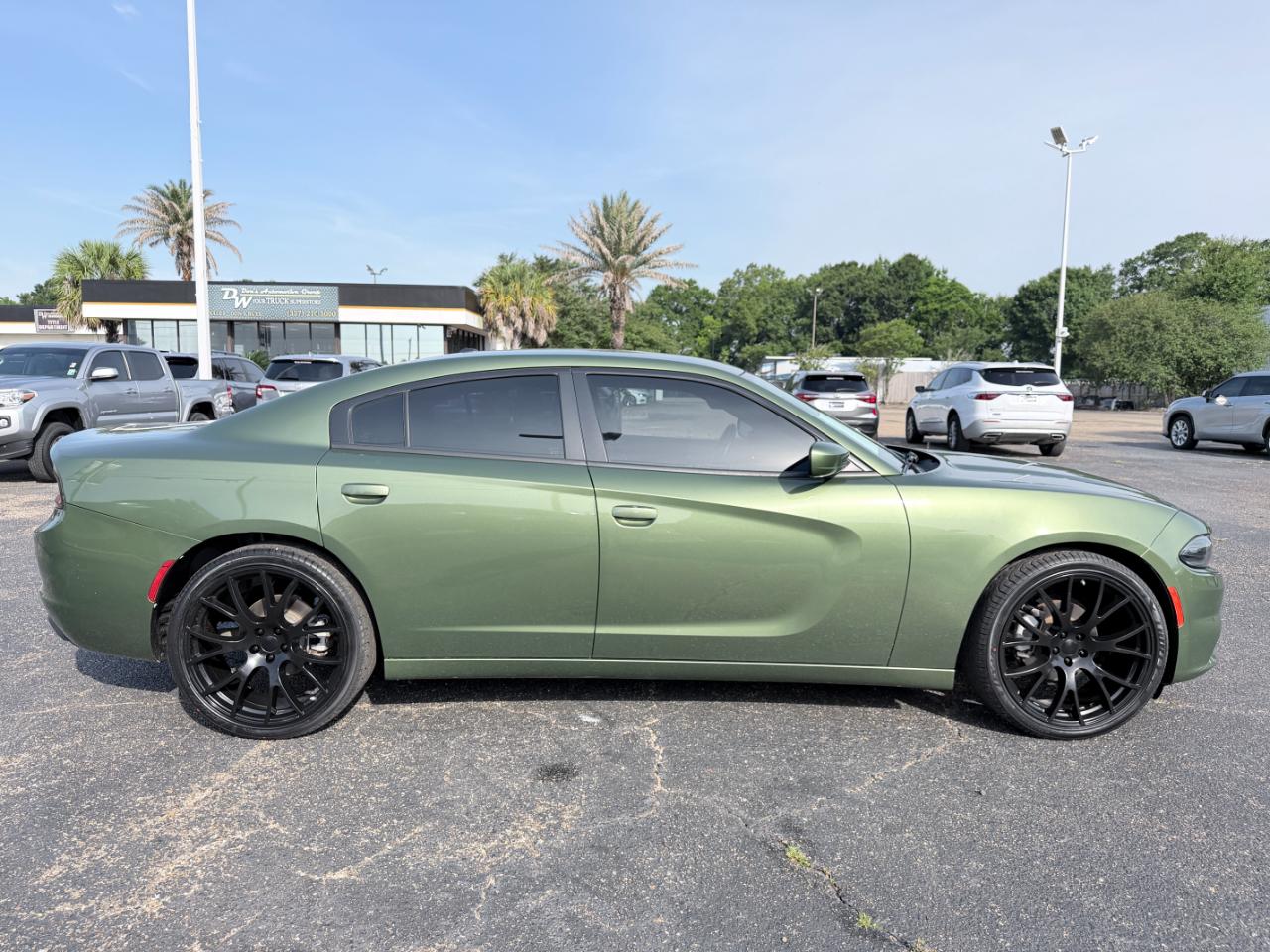 Dodge Charger SXT RWD 2022