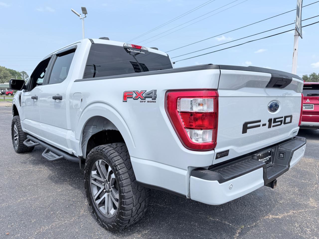 Ford F-150 STX 4WD SuperCrew 5.5' Box 2022