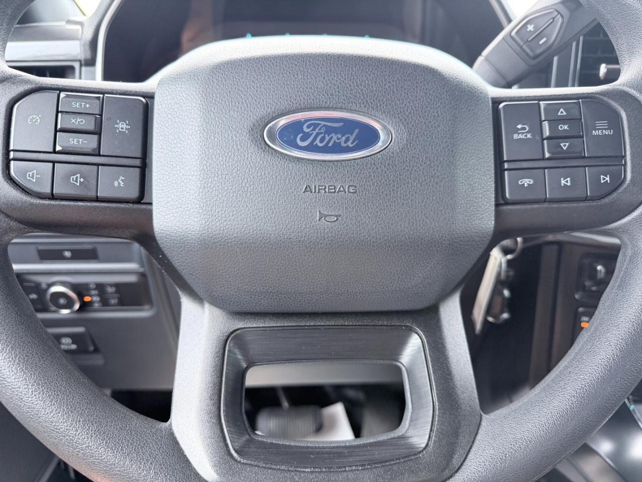 Ford F-150 STX 4WD SuperCrew 5.5' Box 2022