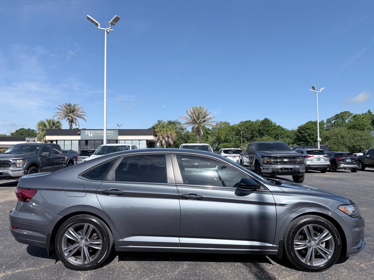 Volkswagen Jetta R-Line Auto 2021