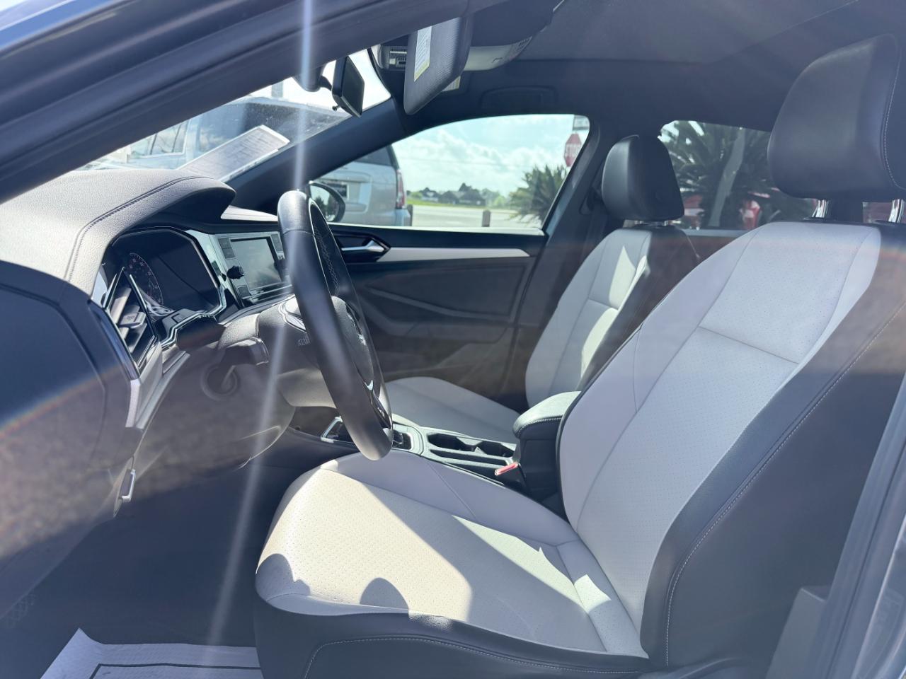 Volkswagen Jetta R-Line Auto 2021