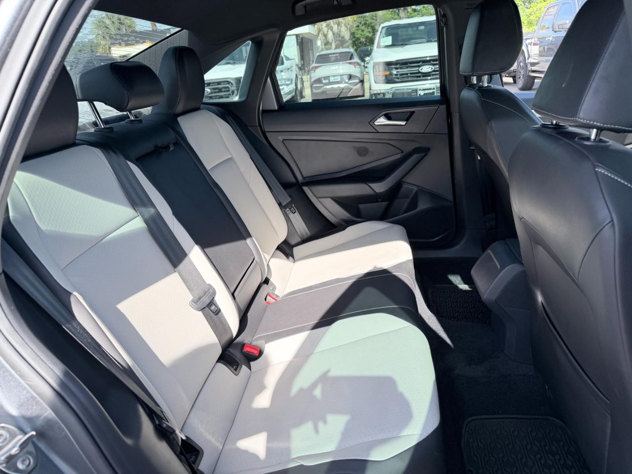 Volkswagen Jetta R-Line Auto 2021