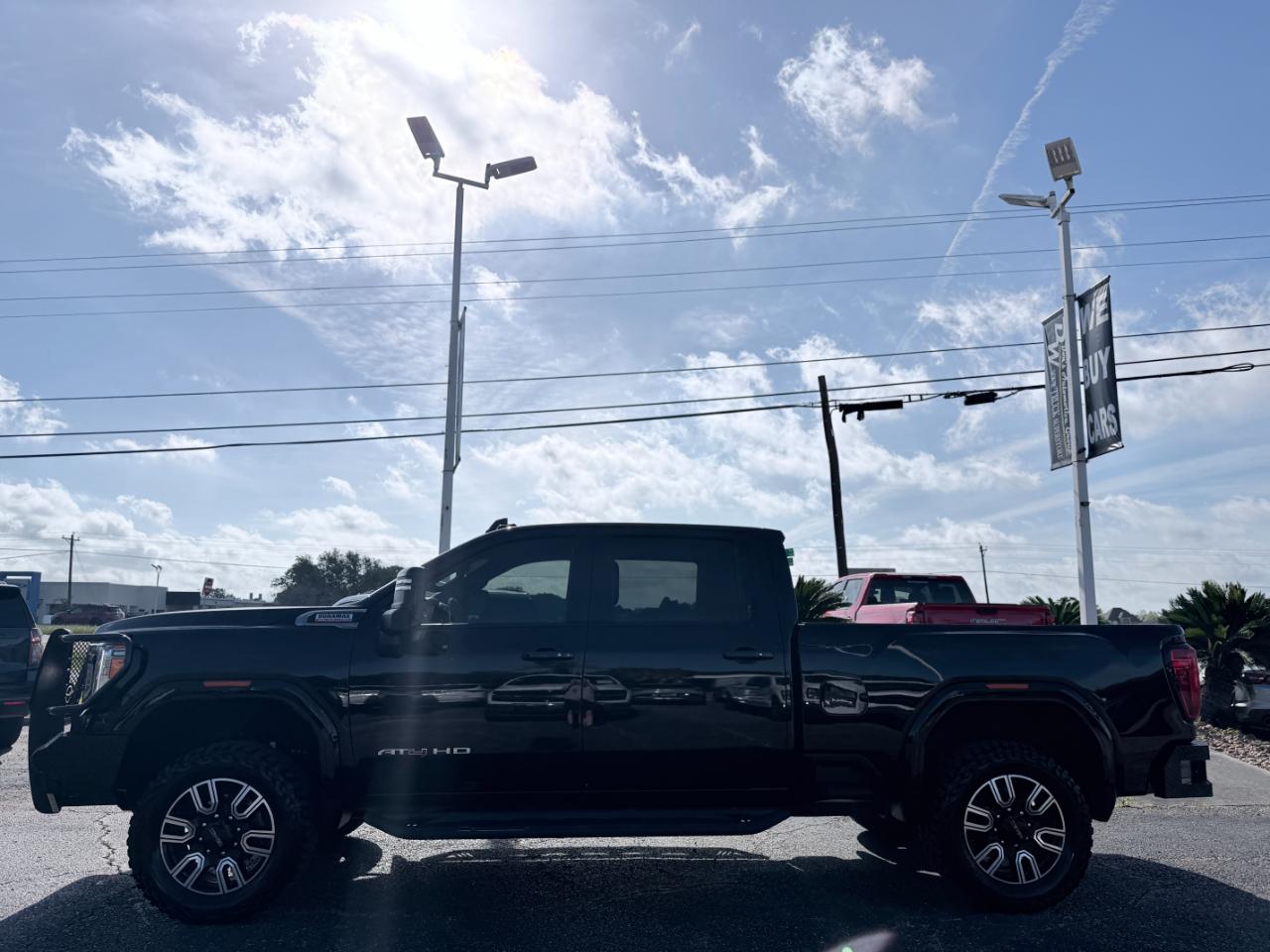 GMC Sierra 2500HD 4WD Crew Cab 159" AT4 2022