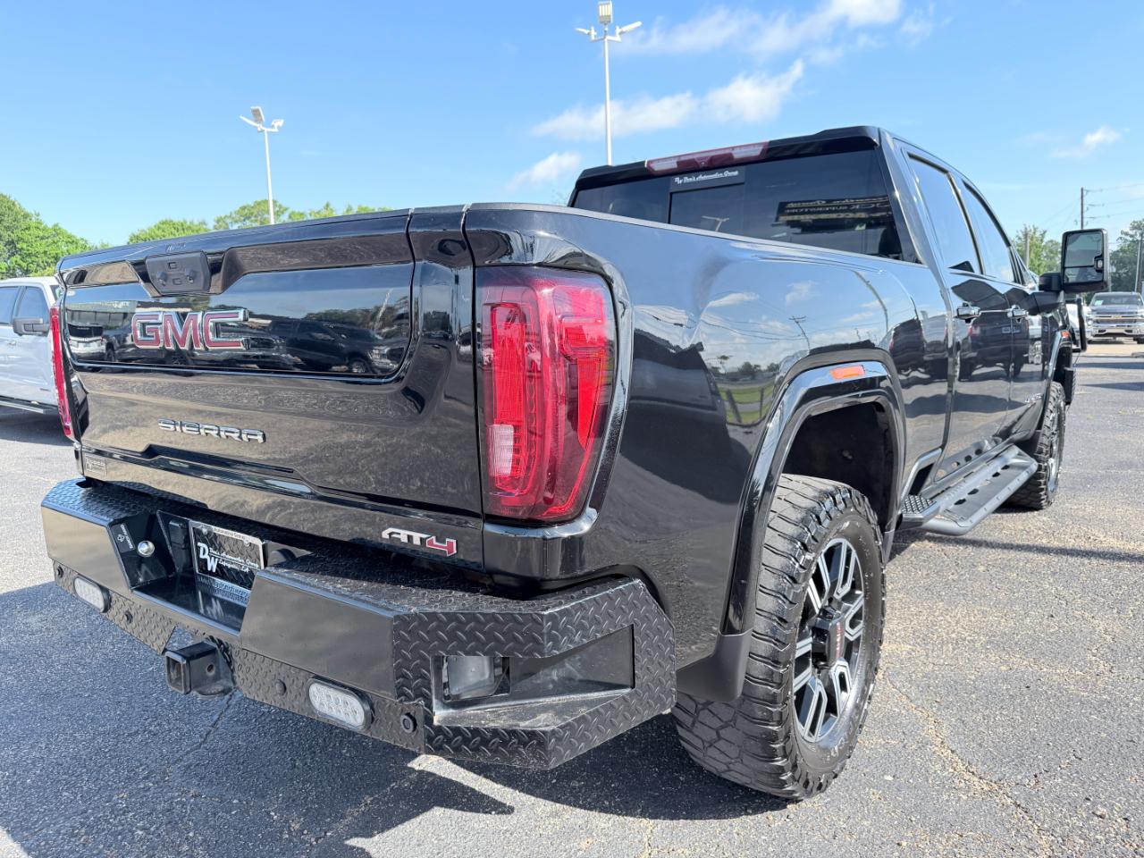GMC Sierra 2500HD 4WD Crew Cab 159" AT4 2022