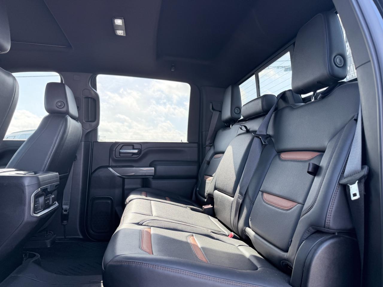 GMC Sierra 2500HD 4WD Crew Cab 159" AT4 2022