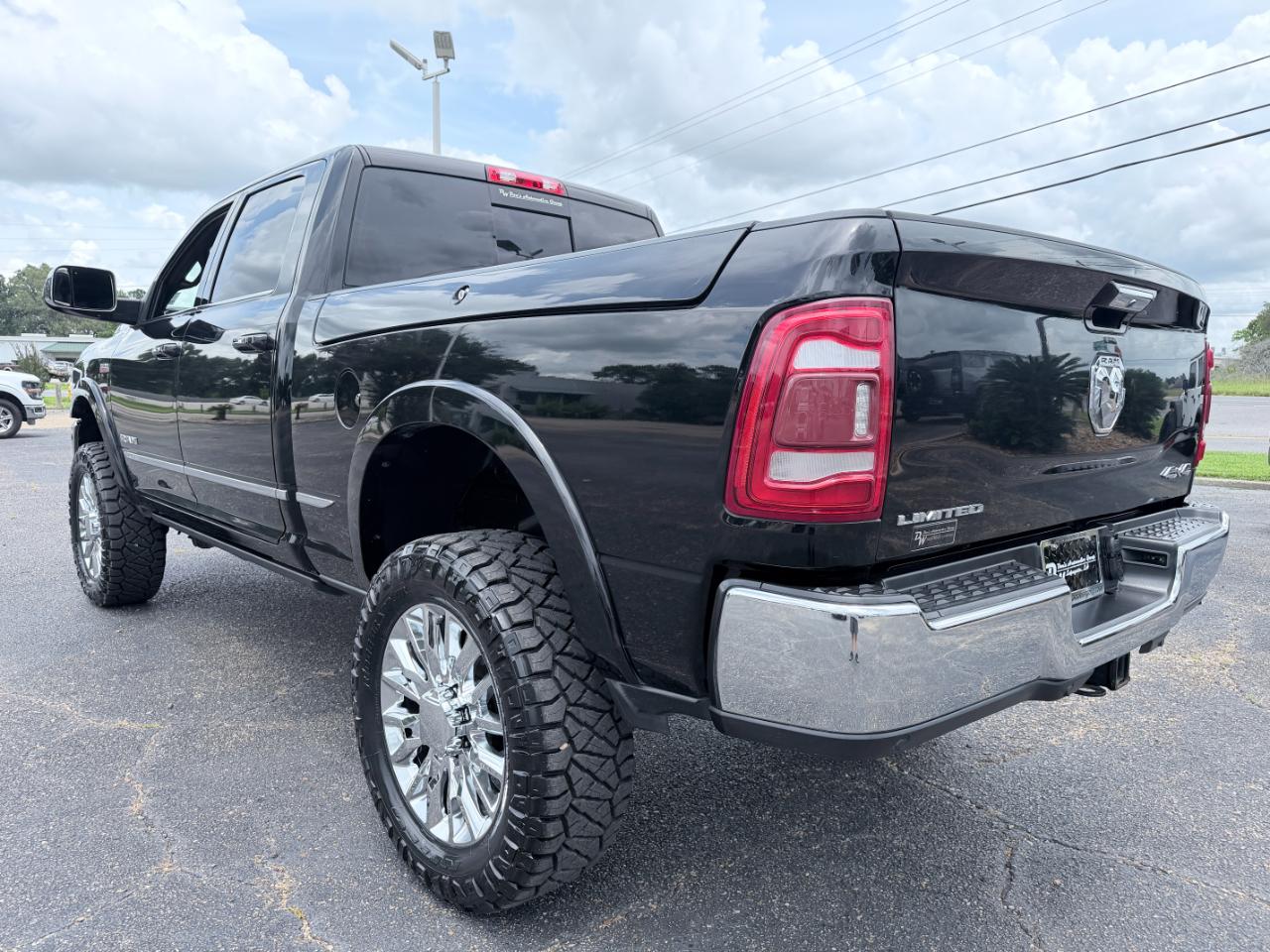 RAM 2500 Limited 4x4 Crew Cab 6'4" Box 2020