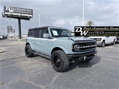 2022 Ford Bronco 
