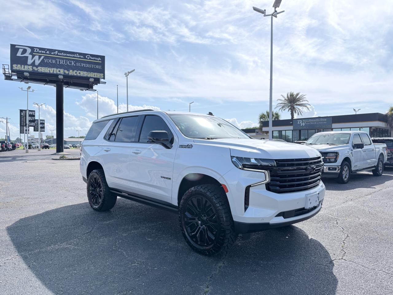 Chevrolet Tahoe 4WD 4dr High Country 2022