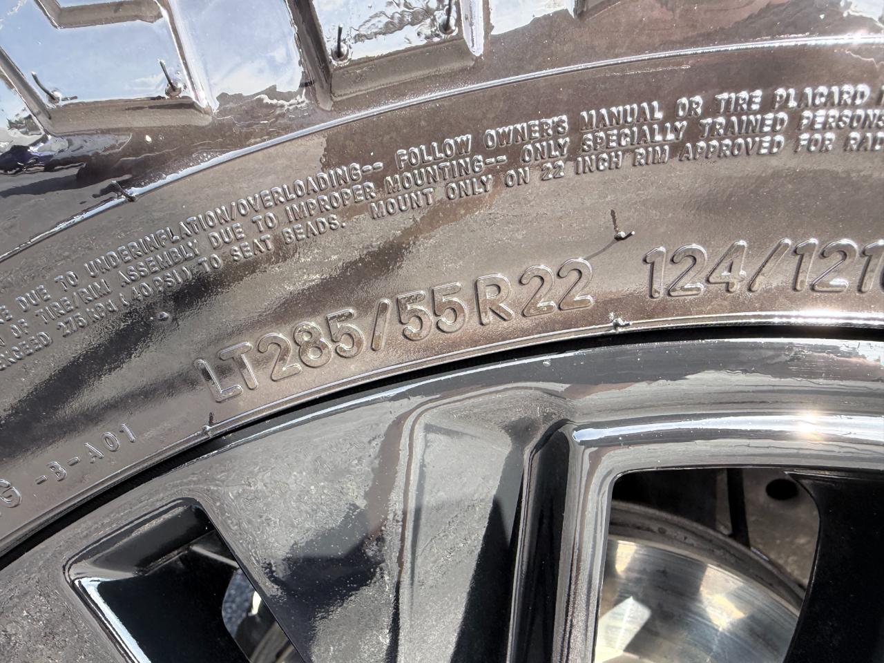 Chevrolet Tahoe 4WD 4dr High Country 2022