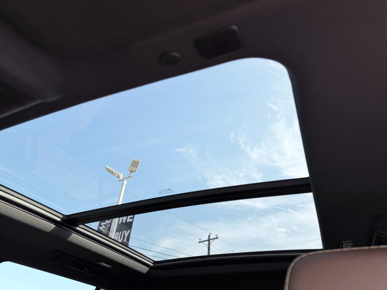 Chevrolet Tahoe 4WD 4dr High Country 2022