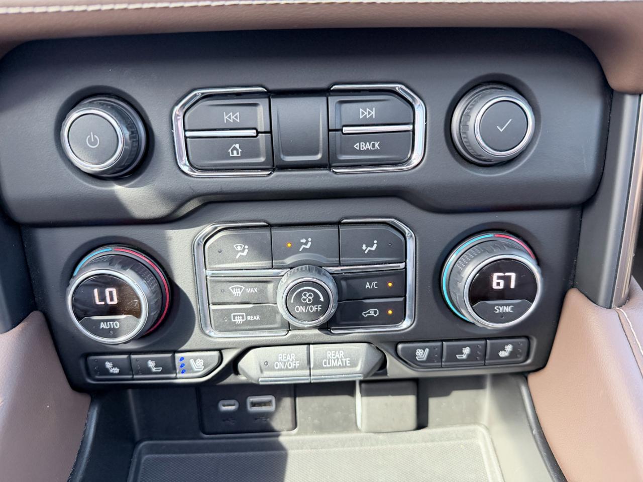 Chevrolet Tahoe 4WD 4dr High Country 2022