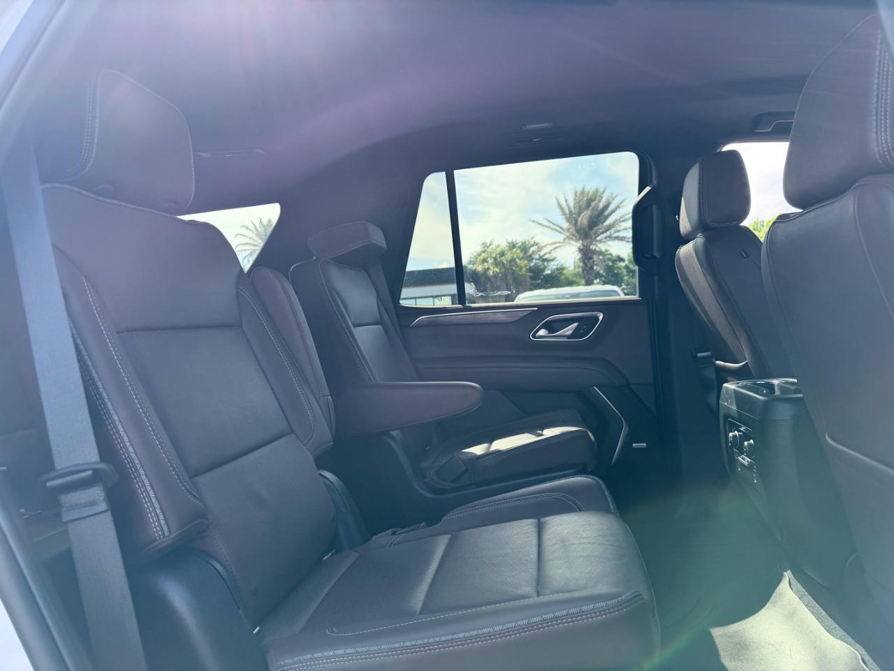 Chevrolet Tahoe 4WD 4dr High Country 2022