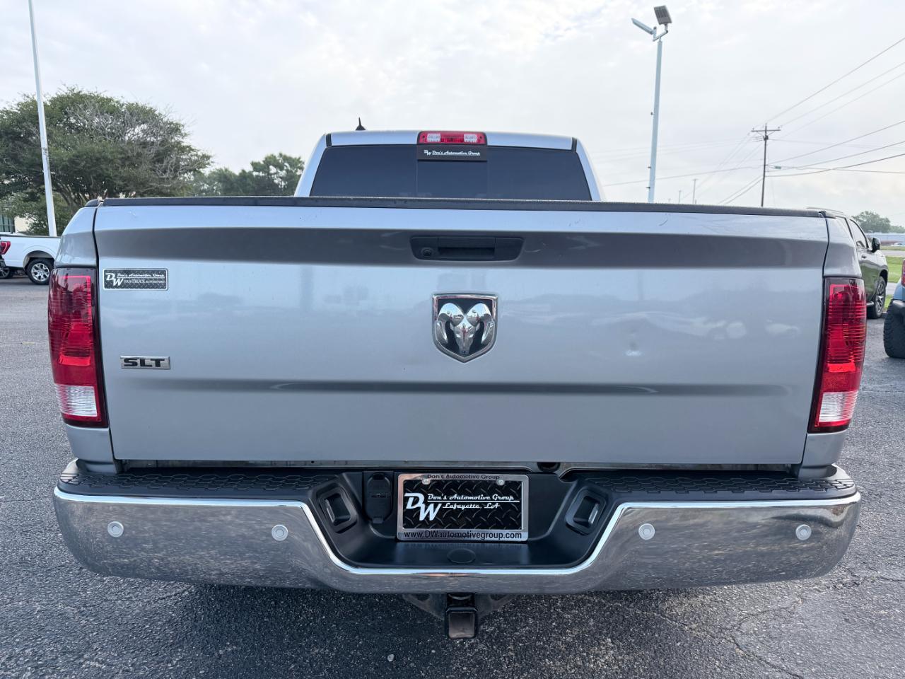 RAM 1500 Classic SLT 4x2 Crew Cab 6'4" Box 2020