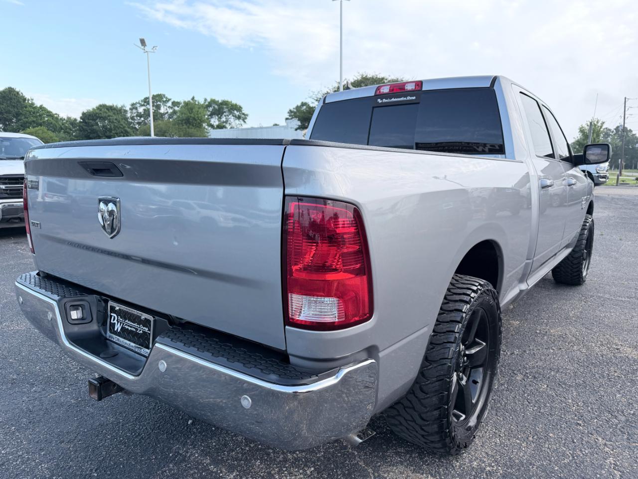 RAM 1500 Classic SLT 4x2 Crew Cab 6'4" Box 2020